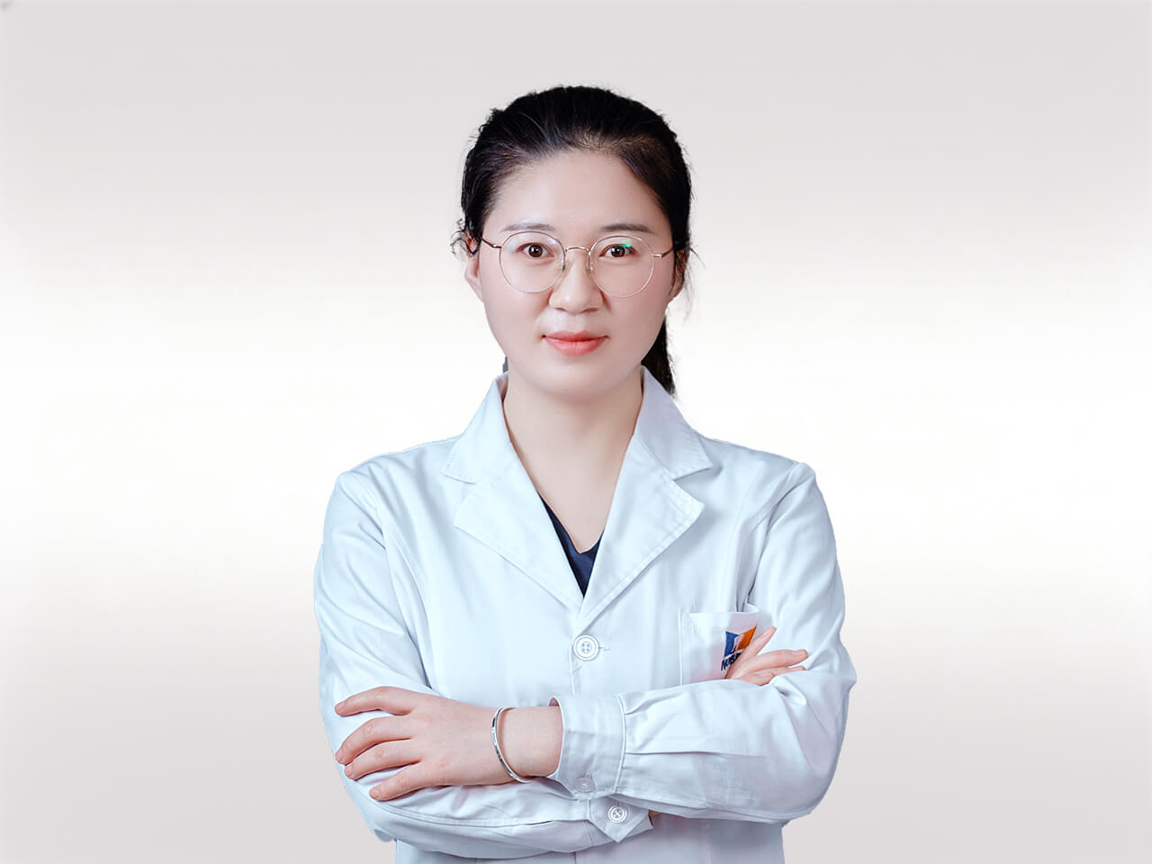 陆玲