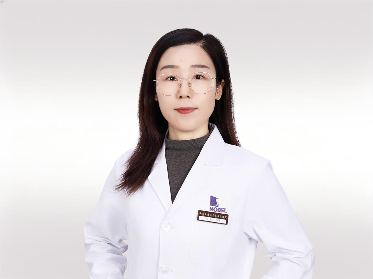 贺琳